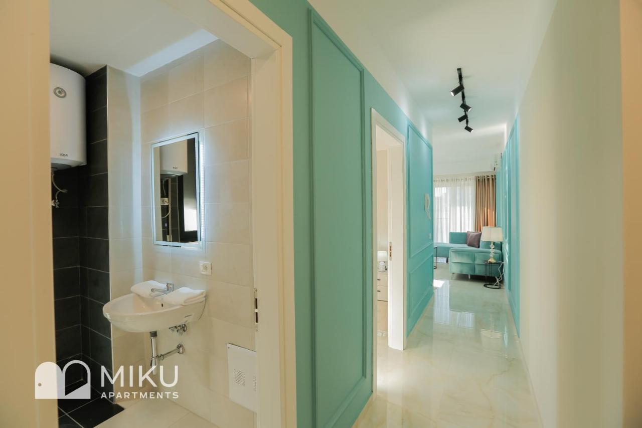 Miku Apartment - Bright 1 Bedroom Apartment At Olympic Residence Tirana Esterno foto